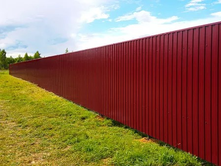Забор из профнастила купить в Гомеле