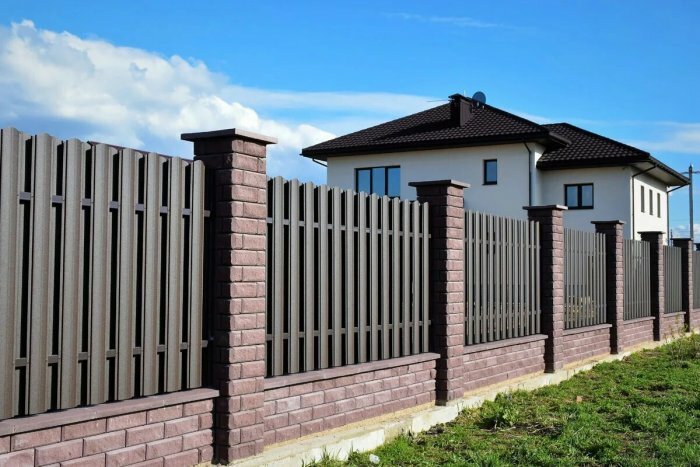 Забор из штакетника купить в Гомеле